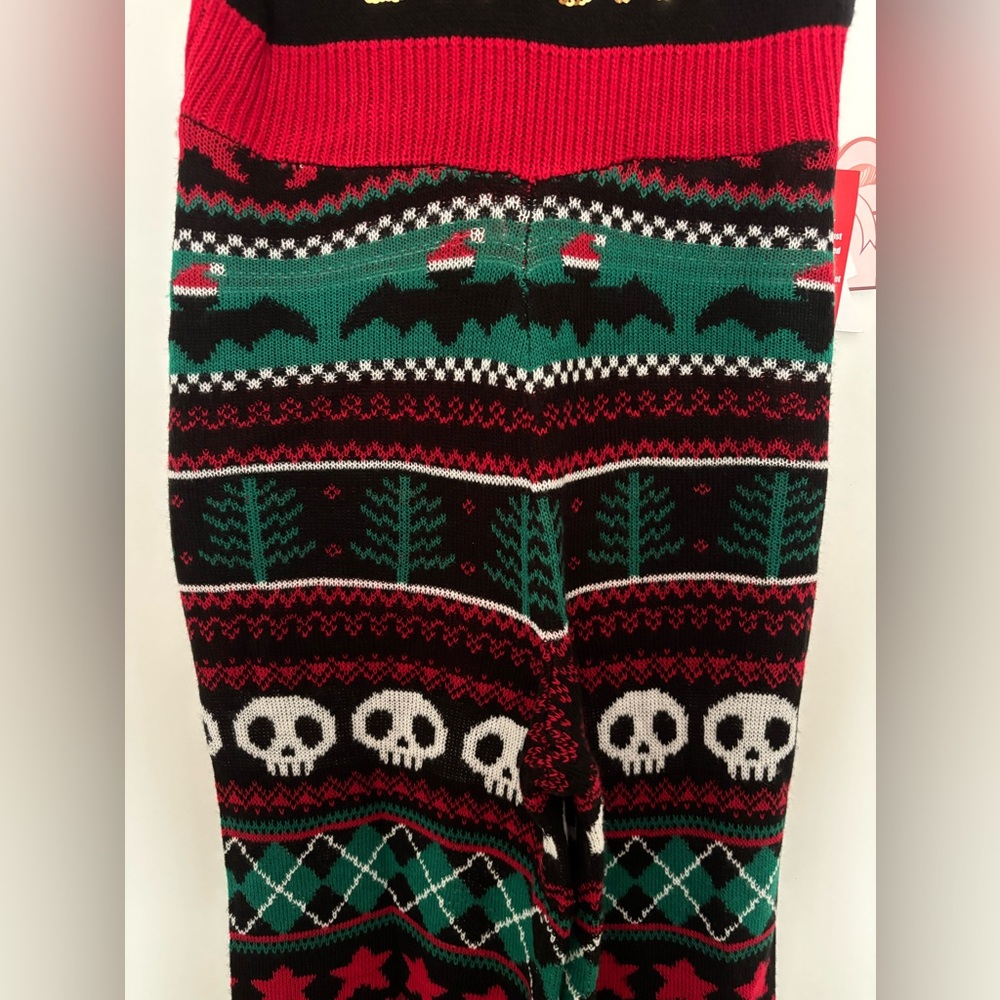 Scary and Bright Knit Christmas Jumpsuit Overall Sequin Eyeshadow Brand NWT Sz S - Picture 4 of 8